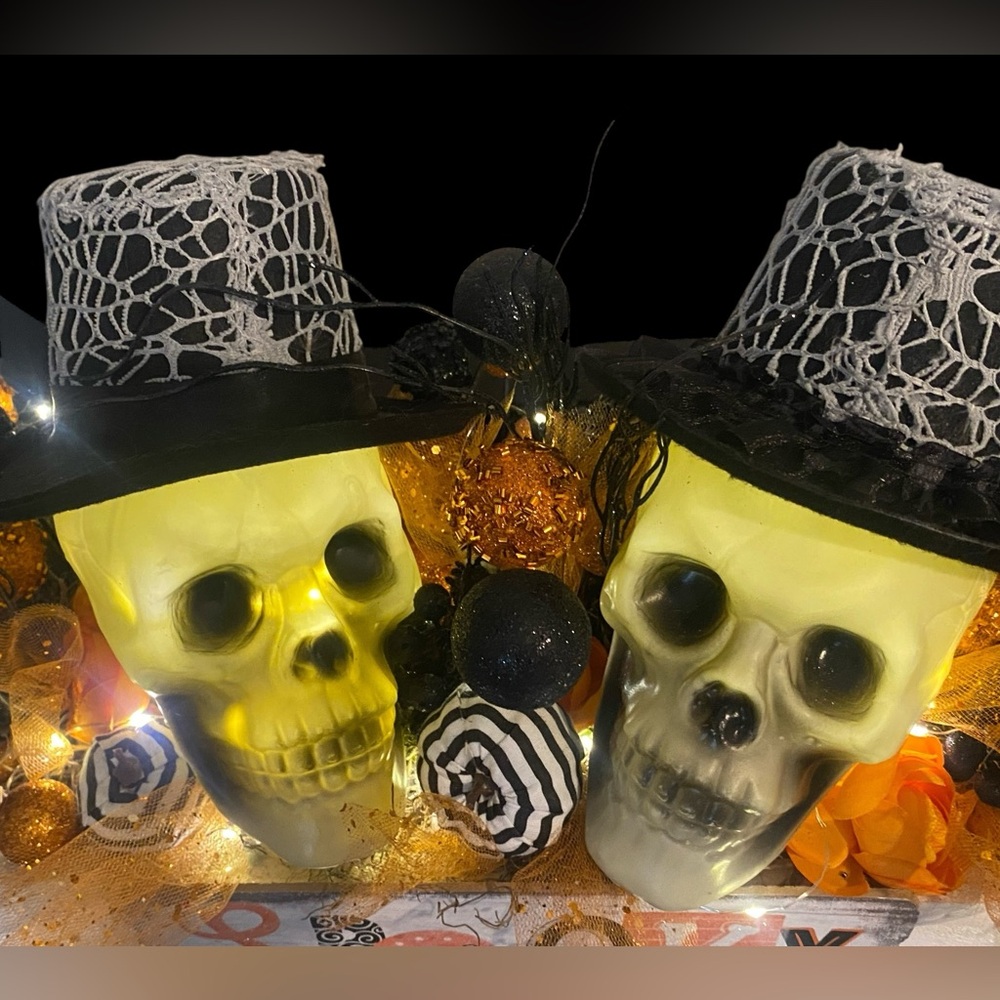 Halloween | Lighted Skull Decor | Halloween Arrangement | Halloween Party decor - Picture 4 of 10